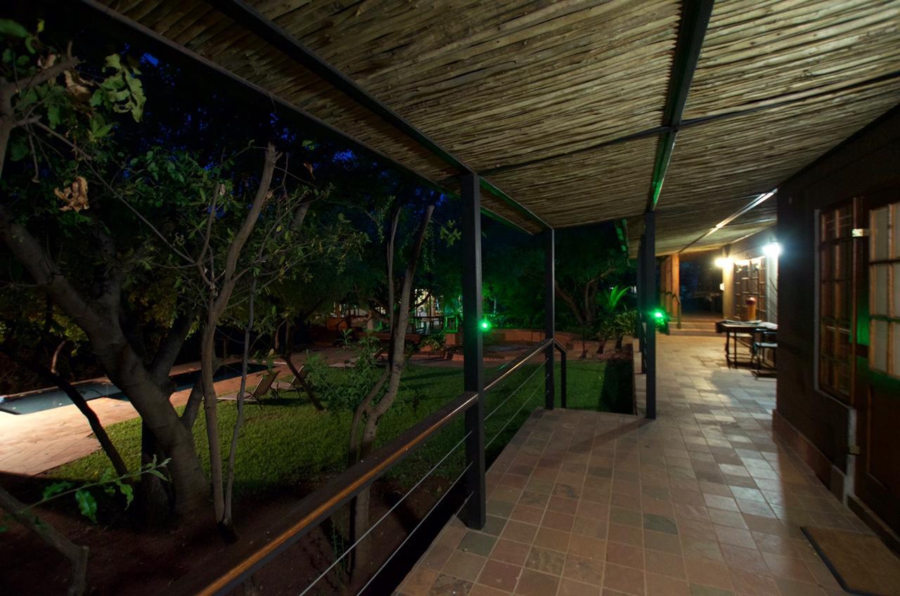 Tuskers Bush Lodge B&B Hartbeespoort Exterior photo
